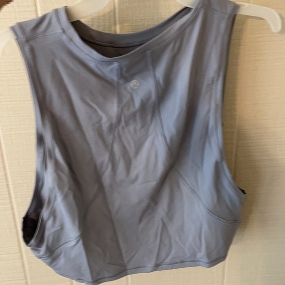 Gray lulu tank top - Picture 2 of 2